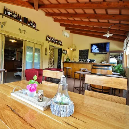 Tomazici Nocleg ze śniadaniem 4*