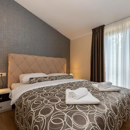 Bed And Breakfast Tomazici 4*