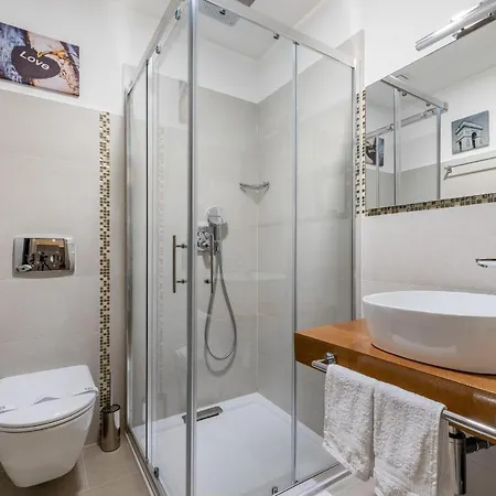 Bed & Breakfast Tomazici