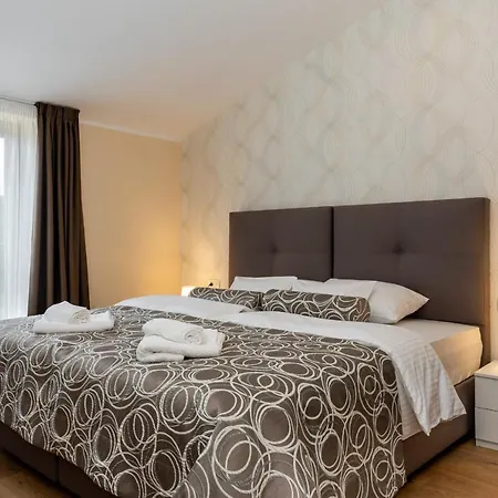 Bed And Breakfast Tomazici 4*